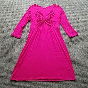 Cha Cha Vente 3/4 sleeve bright v-neck dress